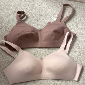 Lululemon Women's Seamless Bras - Blush and Nude